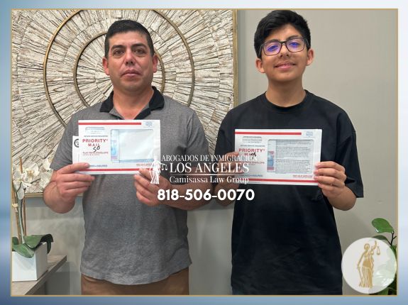Testimonio de nuestros clientes satisfechos su Estatus Legal en USA