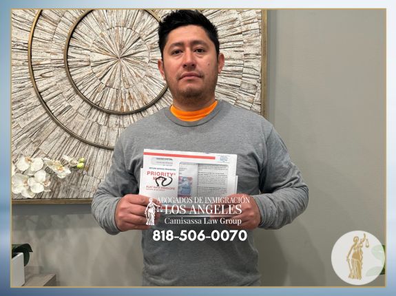 Testimonio de nuestros clientes satisfechos su Estatus Legal en USA