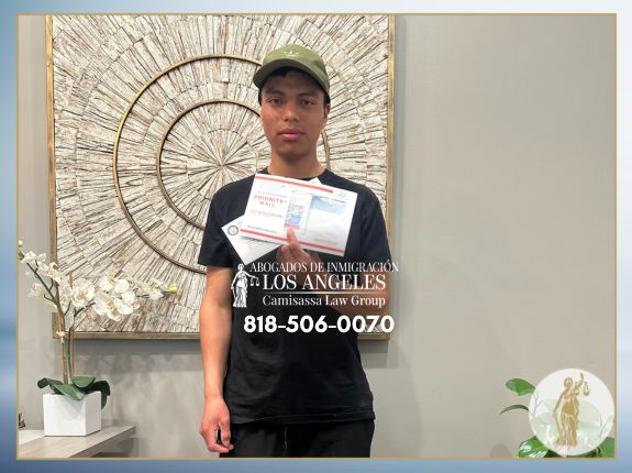 Testimonio de Cliente Satisfecho por obtener estatus legal en Estados Unidos
