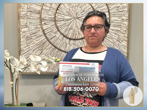 Testimonio inspirador de nuestro cliente tras lograr su estatus legal en Estados Unidos