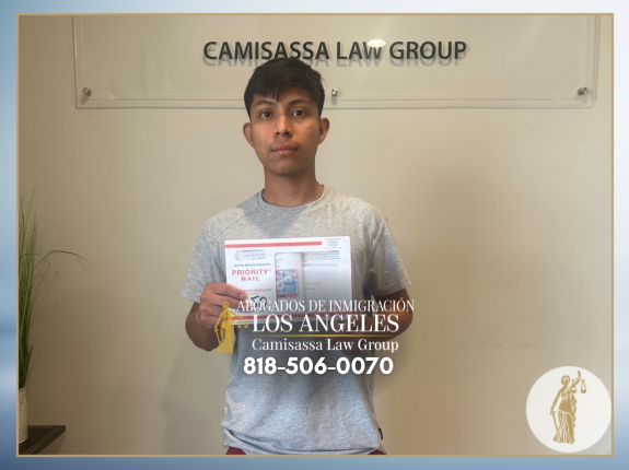 Testimonio inspirador de nuestro cliente tras lograr su estatus legal en Estados Unidos