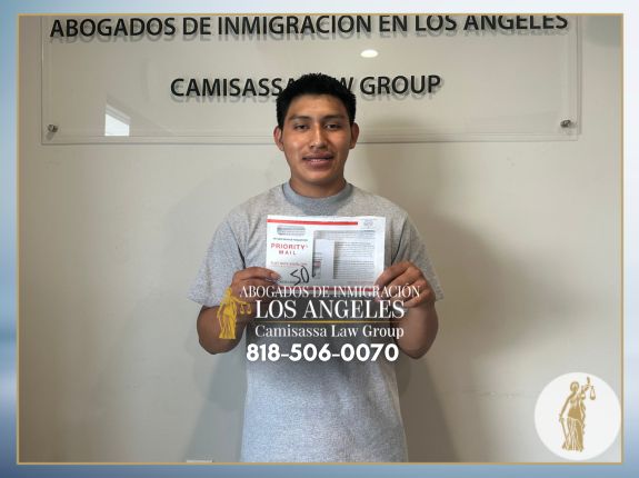 Testimonio inspirador de nuestro cliente tras lograr su estatus legal en Estados Unidos