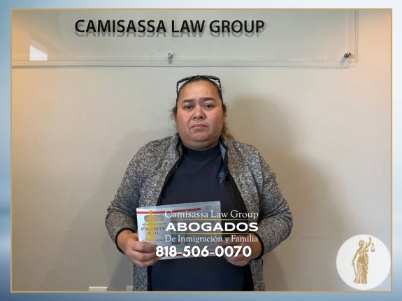 Testimonio inspirador de nuestro cliente tras lograr su estatus legal en Estados Unidos