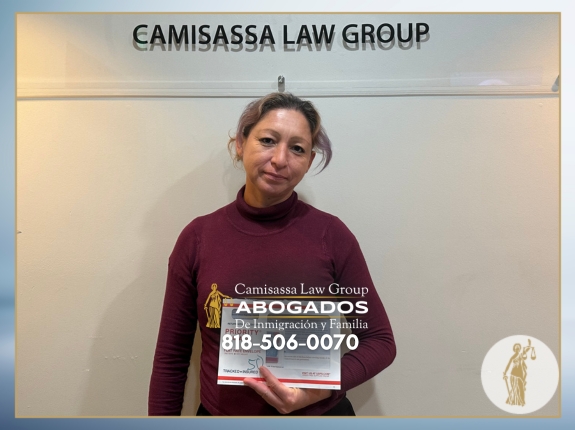 Testimonio inspirador de nuestro cliente tras lograr su estatus legal en Estados Unidos