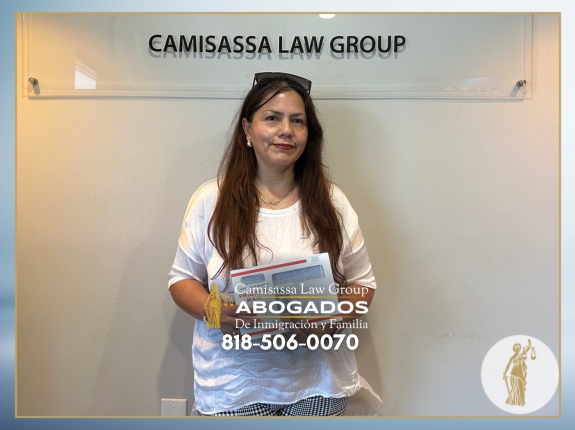 Testimonio inspirador de nuestro cliente tras lograr su estatus legal en Estados Unidos