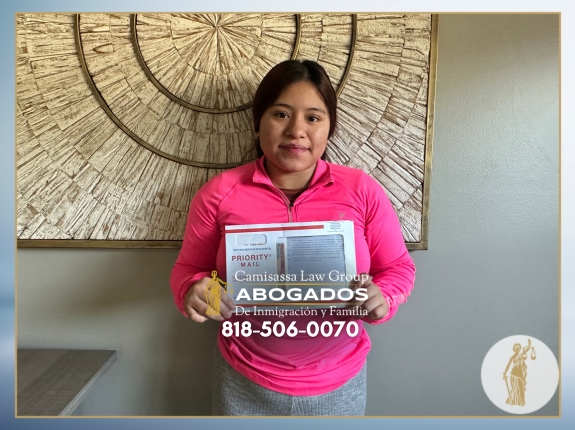 Testimonio inspirador de nuestro cliente tras lograr su estatus legal en Estados Unidos