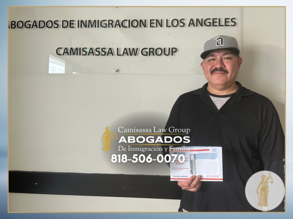 Testimonio inspirador de nuestro cliente tras lograr su estatus legal en Estados Unidos