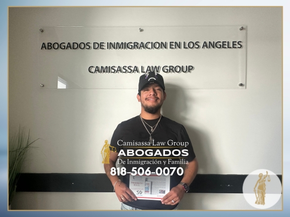 Testimonio inspirador de nuestro cliente tras lograr su estatus legal en Estados Unidos