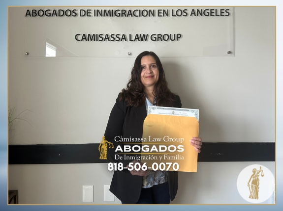 Testimonio inspirador de nuestro cliente tras lograr su estatus legal en Estados Unidos