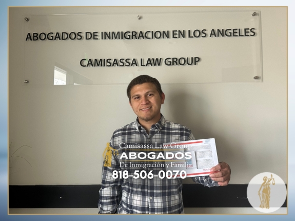 Testimonio inspirador de nuestro cliente tras lograr su estatus legal en Estados Unidos