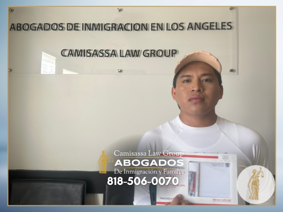 Testimonio inspirador de nuestro cliente tras lograr su estatus legal en Estados Unidos
